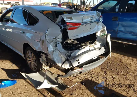 2013 Toyota Avalon Xle Premium z USA, uszkodzony, nr VIN 4T1BK1EB8DU073551